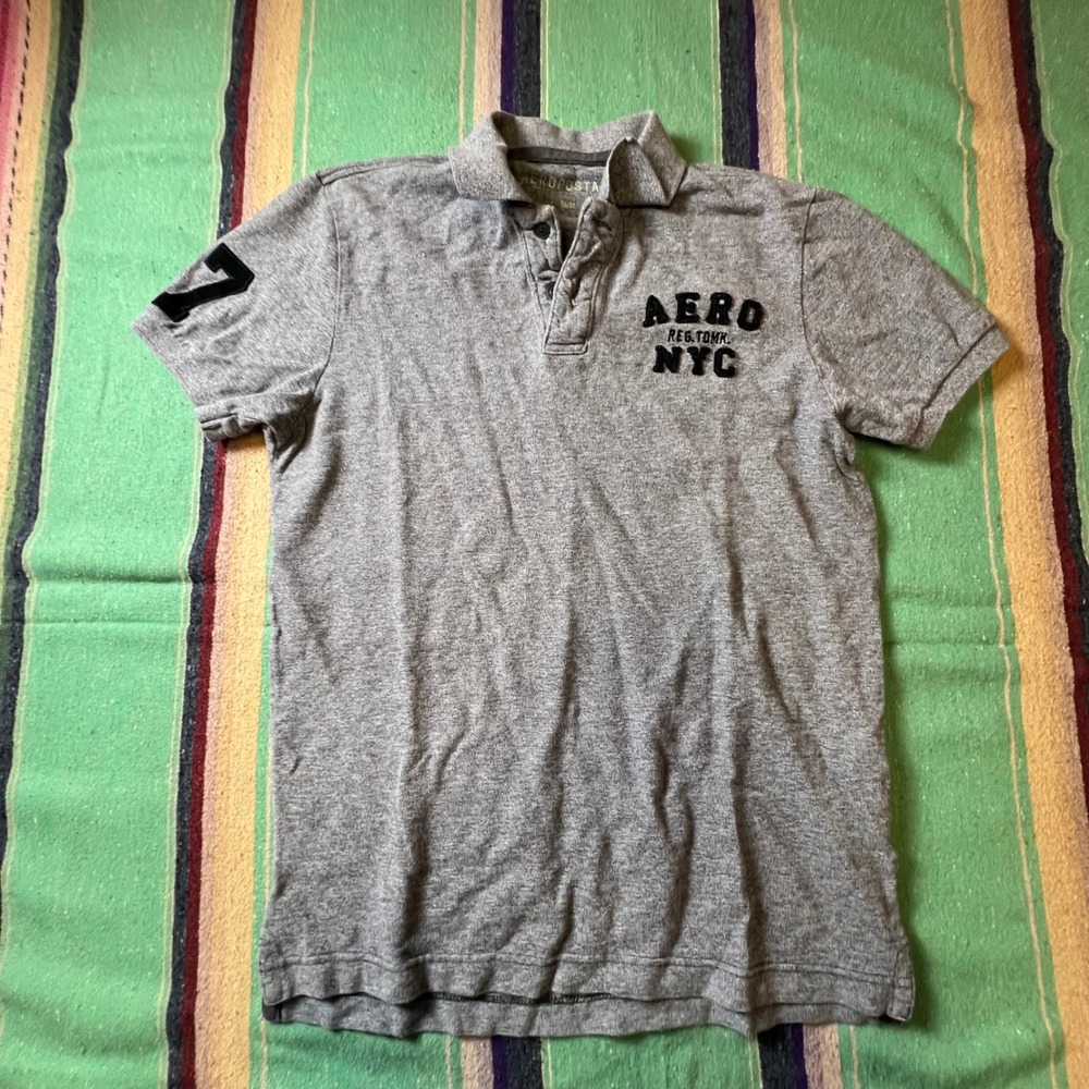 Aeropostale Polo Shirt Mens Medium Gray Short Sleeve AERO NYC 87 Applique Pique